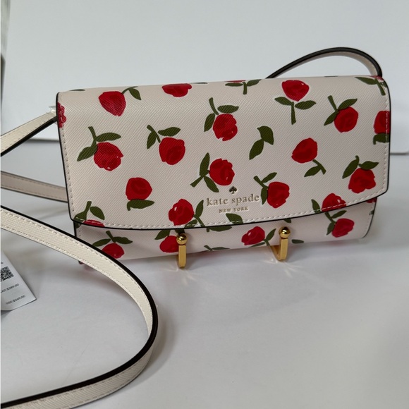 Kate Spade pale pink and Red Rose Crossbody Bag NWT - Picture 1 of 10